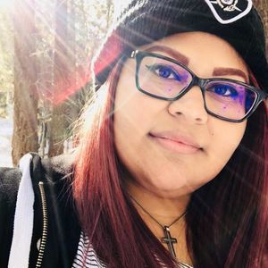 Meet your Posher, Edith